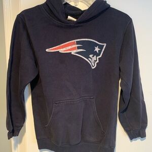 NFL Patriots Hooded sweatshirt youth Medium 10-12